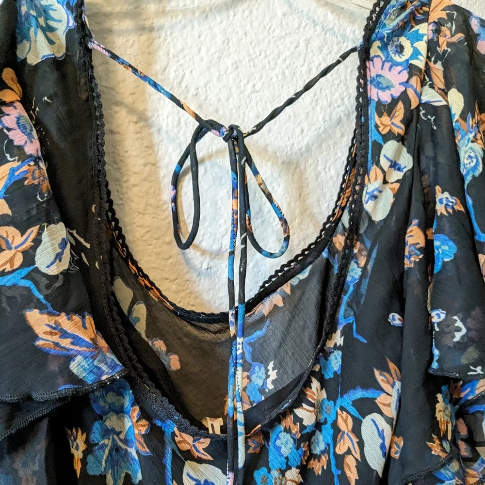 Free People Love to Love Floral Mini Dress Short Flutter Sleeves S EUC Revolve - Picture 6 of 13